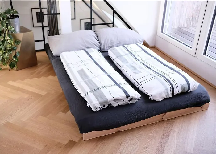 Design Loft Mit Parkplatz Nahe Schoenbrunn Und U6 דירה *